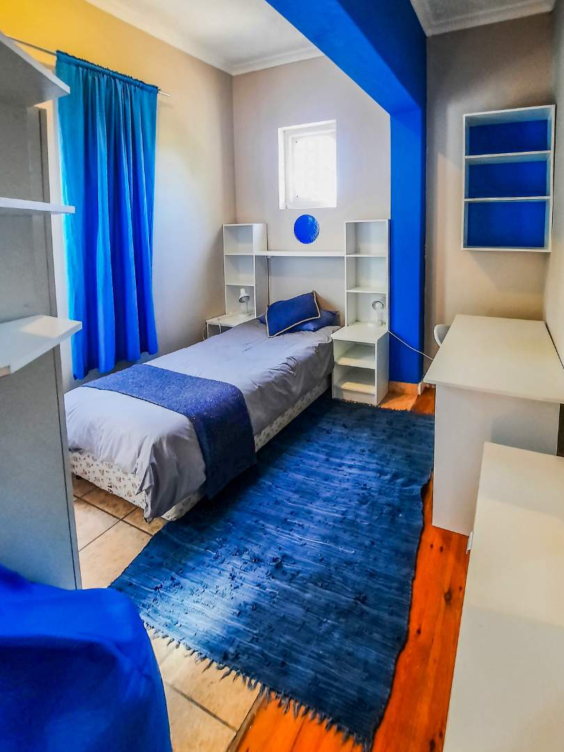 6 Bedroom Property for Sale in Mowbray Western Cape